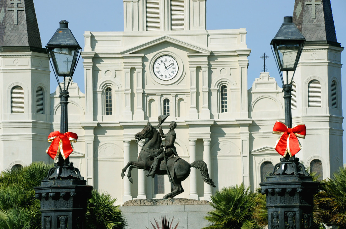image of jackson square with statue of Andrew Jackson on horseback